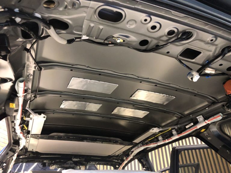 Шумоизоляция потолка Subaru Outback