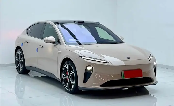 NIO ET5 плитка