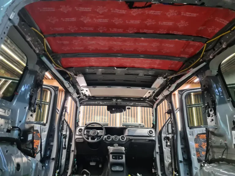 Шумоизоляция потолка автомобиля TANK
