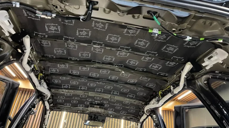 Шумоизоляция крыши Toyota Rav 4 2021-3