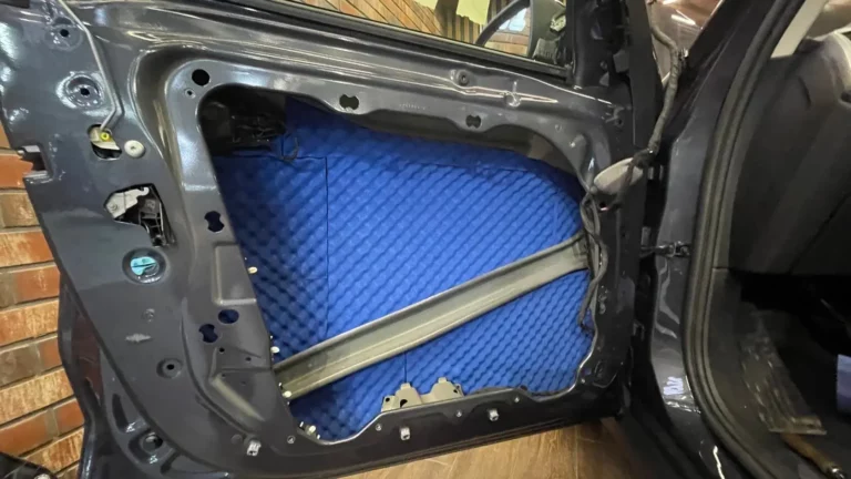 Шумоизоляция двери 3 BMW X5 2021