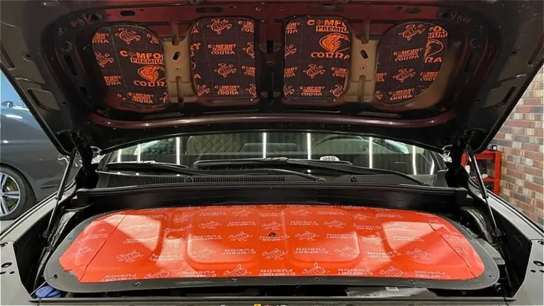Шумоизоляция капота Hyundai Santa Fe 2022