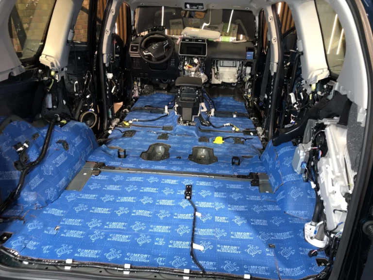 Шумоизоляция пола 3 Toyota Land Cruiser Prado 2021
