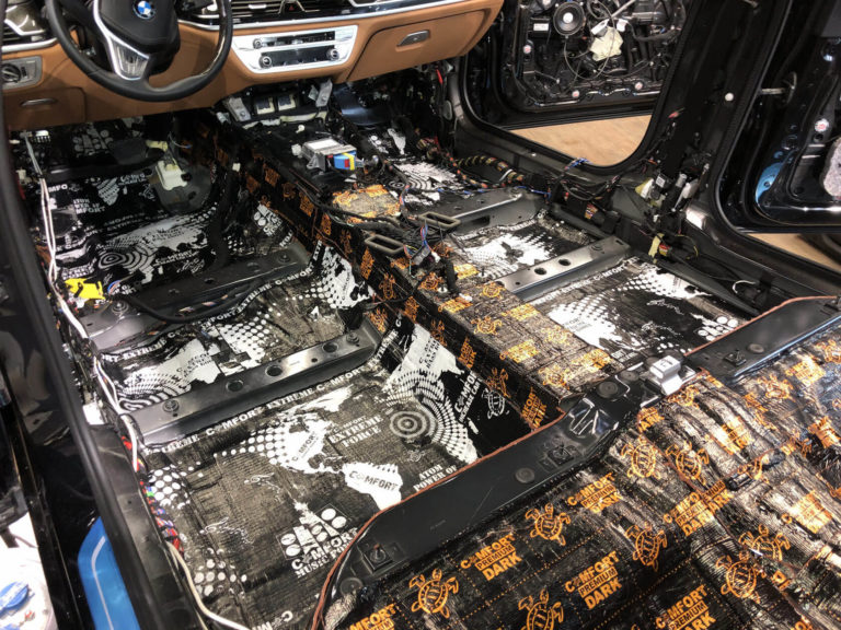 Шумоизоляция пол BMW 750 LD 3