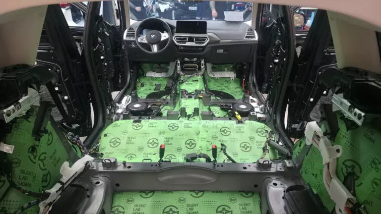 Шумоизоляция пола BMW X3-3